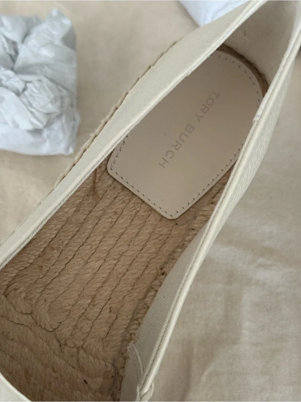 New Tory Burch CUT-OUT LOGO LEATHER ESPADRILLE PEBBLE BEACH
